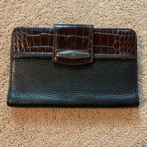 Brighton wallet